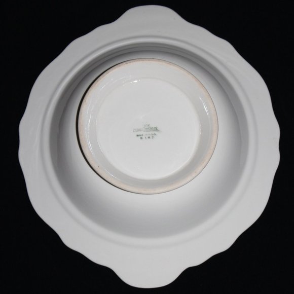 Vintage Homer Laughlin Vegetable Bowl | Scalloped & Footed Serving Bowl With Lid - Picture 8 of 9